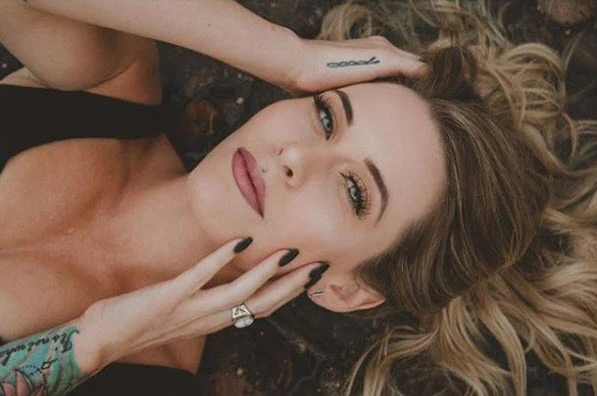 Bobby Pins Tattoo (2 Tattoos) - Image 3