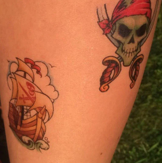 Classic Vintage Pirate Skull Tattoo - Image 4